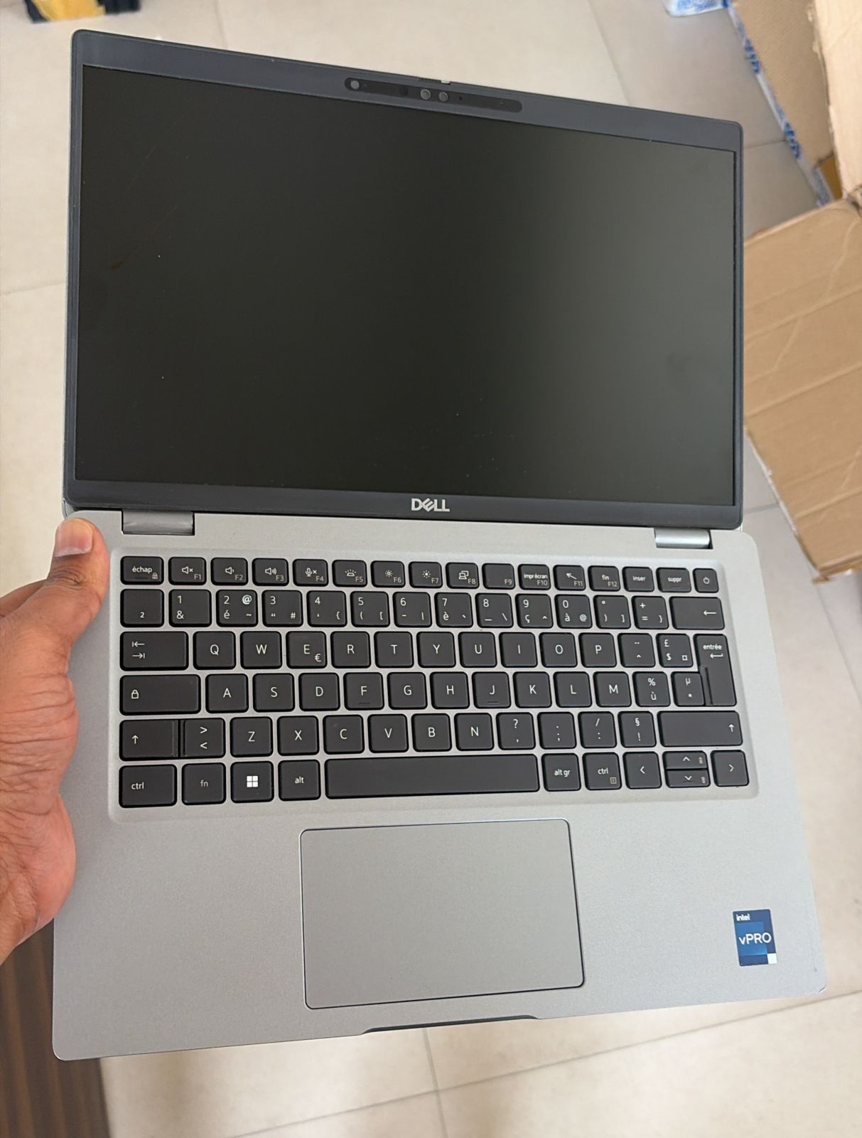 https://agarwaltechhub.com/storage/photos/1/Laptop/5430/6a181a3a44212.jpeg